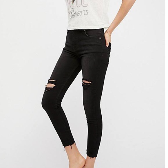 raw hem black skinny jeans
